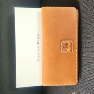 Dooney & Bourke Florentine Slim Wallet